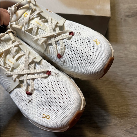 •ON CLOUD• CLOUD X4 PEARL IVORY SNEAKERS - Picture 6 of 11